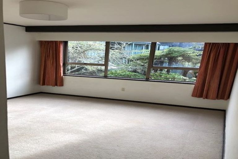 Photo of property in 23 Wisteria Way, Mairangi Bay, Auckland, 0630