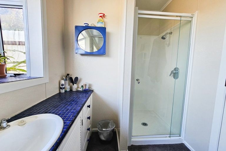 Photo of property in 19 Skerman Street, Marton, 4710