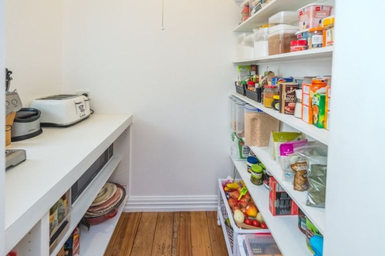 Photo of property in 47 Great North Road, Saint Johns Hill, Whanganui, 4501