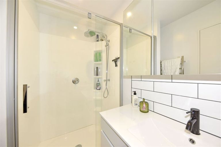 Photo of property in 188 Aorangi Road, Bryndwr, Christchurch, 8053