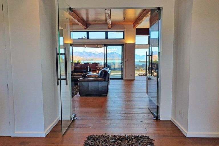 Photo of property in 16 Mistake Drive, Lake Tekapo, 7999