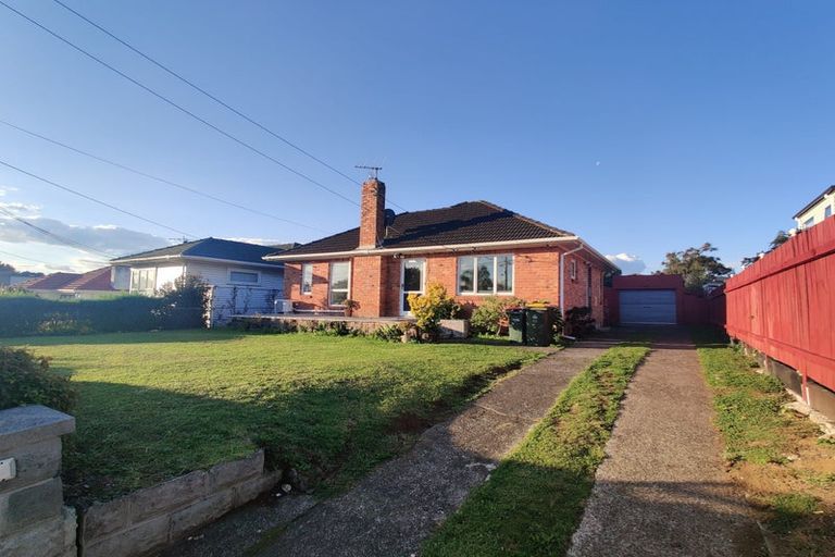 Photo of property in 14 Motatau Road, Papatoetoe, Auckland, 2025