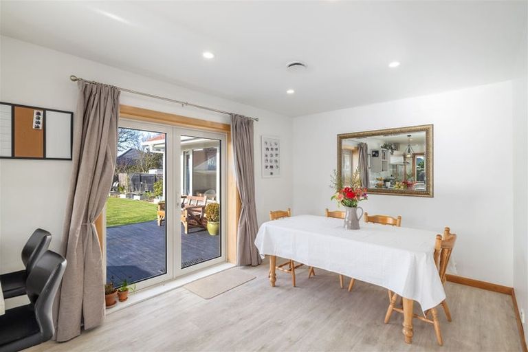 Photo of property in 80 Withells Road, Avonhead, Christchurch, 8042