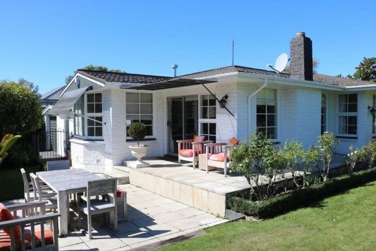 Photo of property in 64 Halton Street, Strowan, Christchurch, 8052