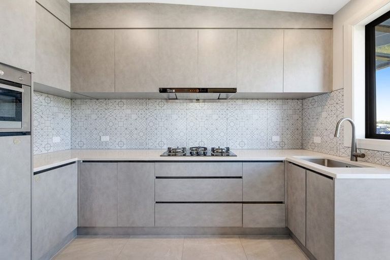 Photo of property in 4 Hapukupuku Avenue, Beachlands, Auckland, 2018