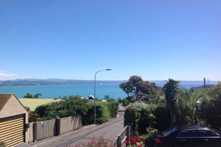 Photo of property in 13 Roslyn Road, Bluff Hill, Napier, 4110