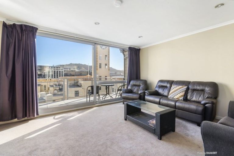 Photo of property in 17/15 Roxburgh Street, Mount Victoria, Wellington, 6011