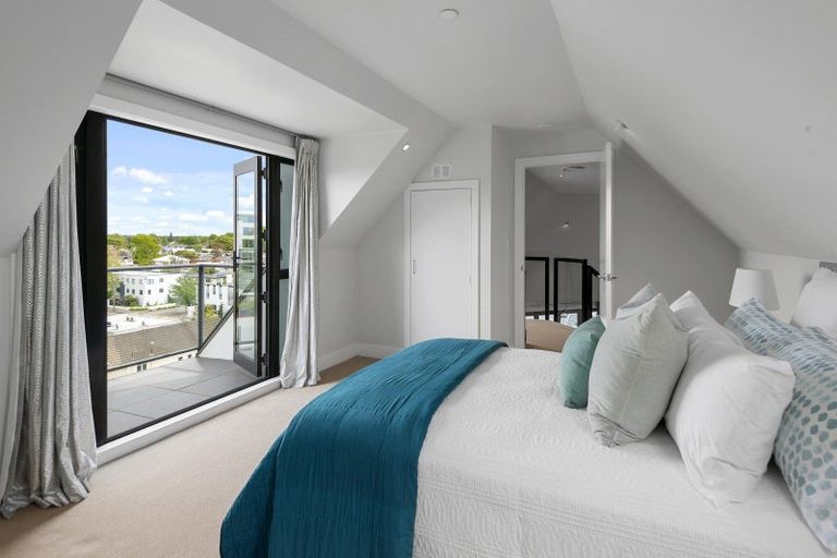 Photo of property in 50i Carlton Mill Road, Merivale, Christchurch, 8014