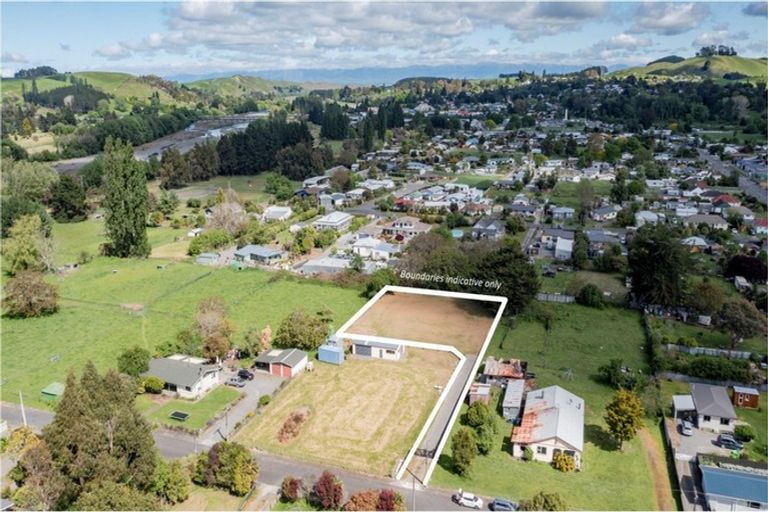 Photo of property in 13a Shanly Street, Waipawa, 4210