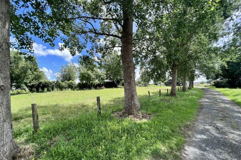 Photo of property in 16 Eureka Road, Eureka, Hamilton, 3287