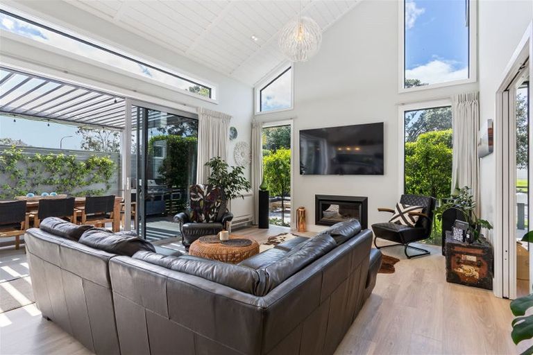 Photo of property in 7 Ian Place, Waihi Beach, 3611