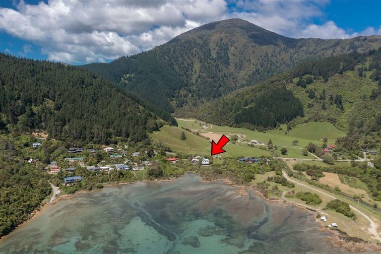 Photo of property in 573 Port Underwood Road, Whatamango Bay, Picton, 7281