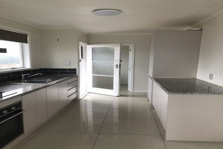 Photo of property in 3 Mcdivitt Street, Manurewa, Auckland, 2102