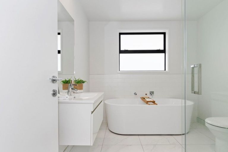 Photo of property in 19 Harding Drive, Papamoa Beach, Papamoa, 3118