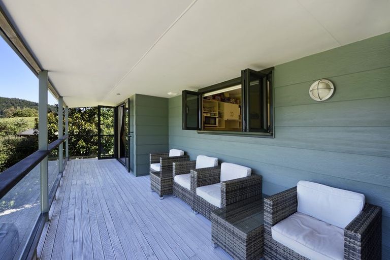 Photo of property in 16 Worlds End Road, Tennyson Inlet, Rai Valley, 7195