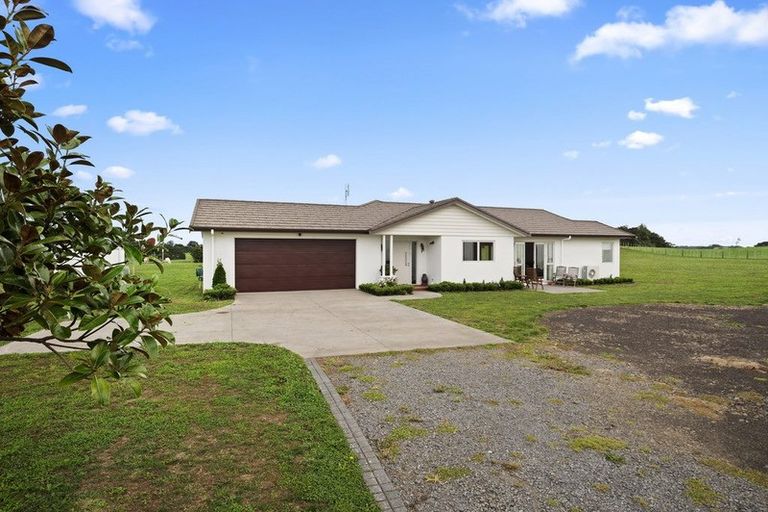 Photo of property in 3 Sands Road, Waiuku, 2681