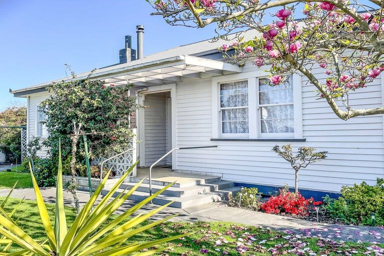 Photo of property in 2 Campbell Street, Wairoa, 4108