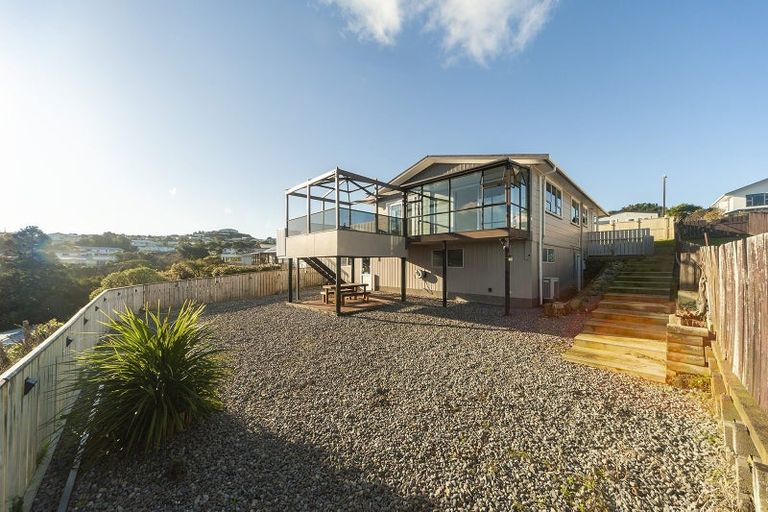 Photo of property in 46 Cypress Drive, Maungaraki, Lower Hutt, 5010