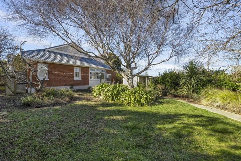 Photo of property in 20 Hargest Crescent, Saint Kilda, Dunedin, 9012
