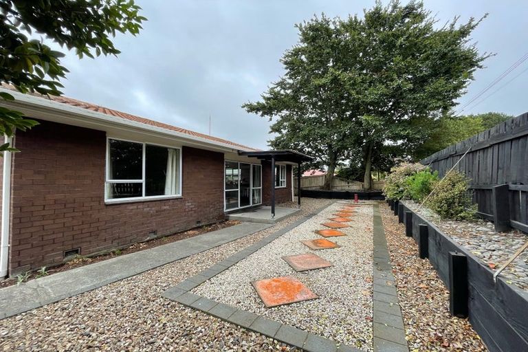 Photo of property in 44a Bromley Road, Bromley, Christchurch, 8062