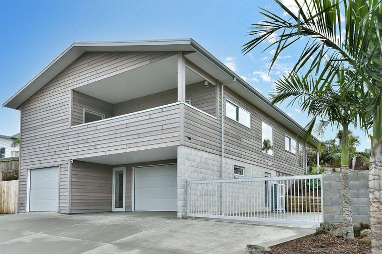 Photo of property in 76 Solan Drive, Waimauku, 0812