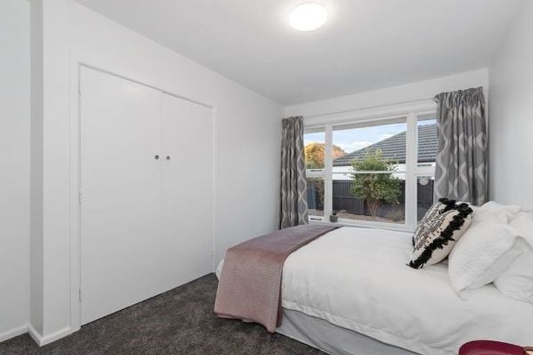 Photo of property in 38 Springbank Street, Bryndwr, Christchurch, 8053