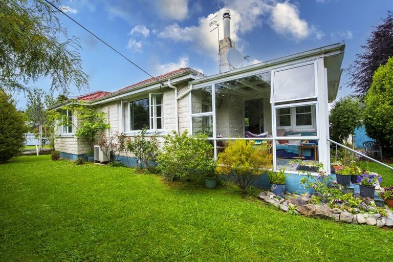 Photo of property in 28 Macarthur Street, Levin, 5510