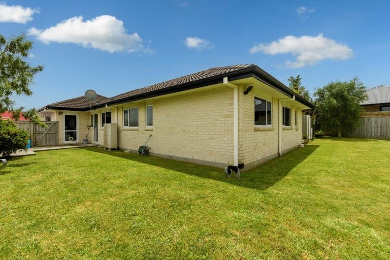 Photo of property in 100 Falcon Drive, Welcome Bay, Tauranga, 3112