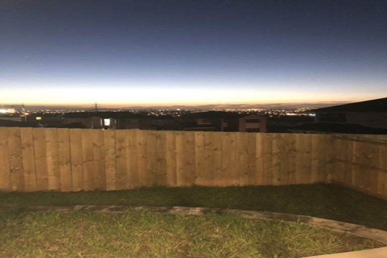 Photo of property in 11 Fernly Rise, Flat Bush, Auckland, 2019