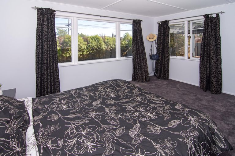 Photo of property in 14 Wavell Crescent, Lansdowne, Masterton, 5810