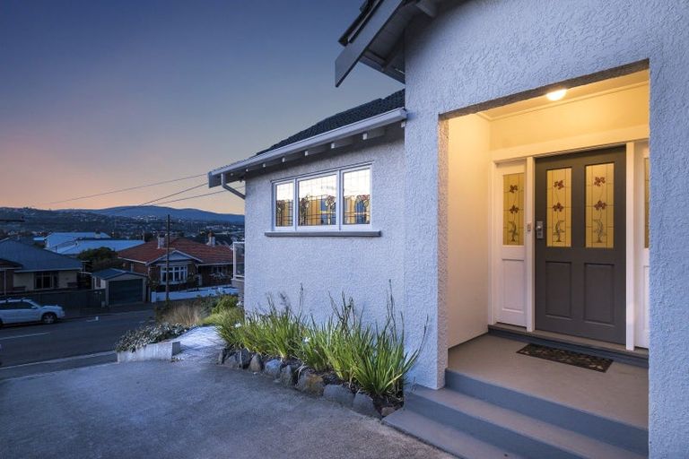 Photo of property in 163 Victoria Road, Saint Clair, Dunedin, 9012