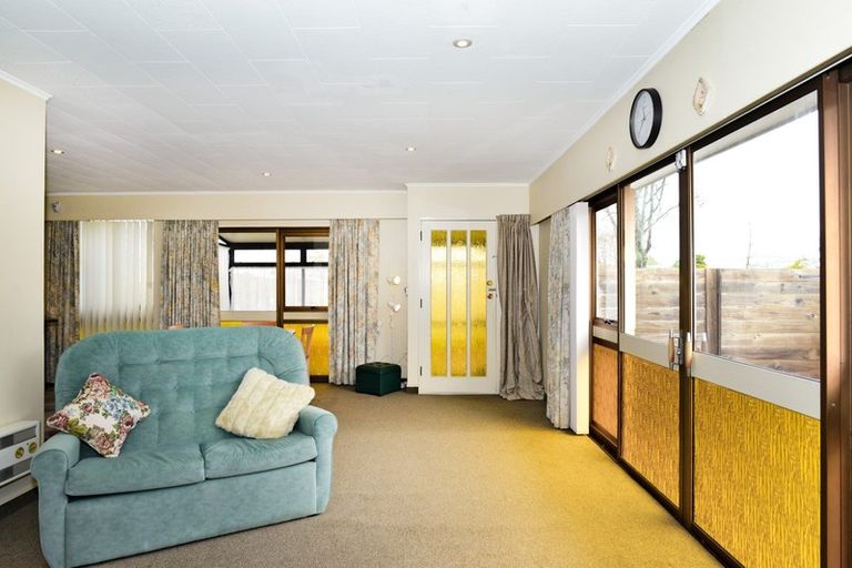 Photo of property in 6/512 Heretaunga Street East, Hastings, 4122