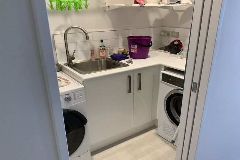 Photo of property in 40 Lakeside Drive, Orewa, 0931