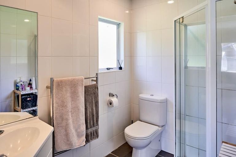 Photo of property in 191 Tirohanga Road, Tirohanga, Lower Hutt, 5010