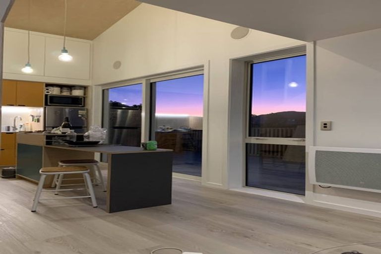 Photo of property in 1/7 Livingstone Street, Milford, Auckland, 0620