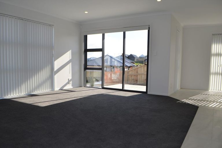 Photo of property in 10 Herring Place, Omokoroa, 3114