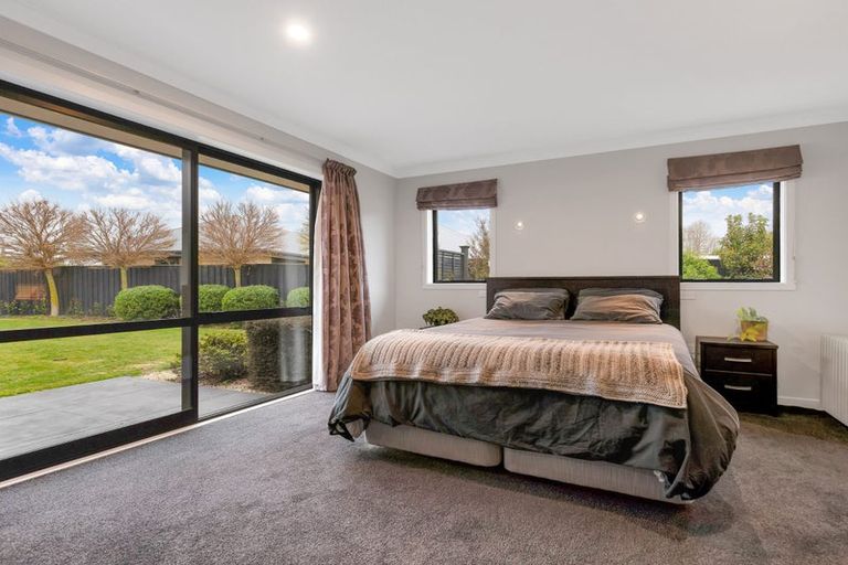 Photo of property in 63 Willowside Place, Amberley, 7410