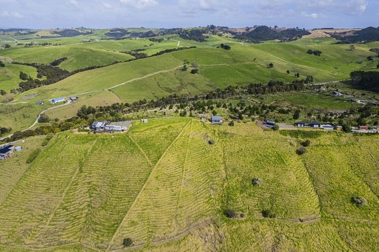 Photo of property in 107c Hall Road, Tinopai, 0593