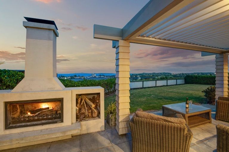 Photo of property in 23 Manhattan Rise, Orewa, 0931