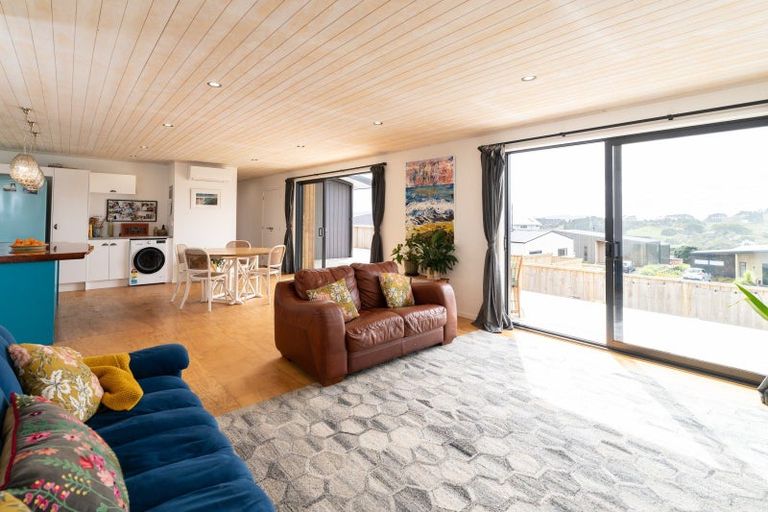 Photo of property in 19 Tunarau Street, Raglan, 3225