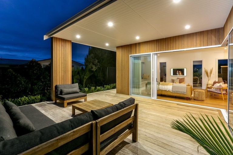 Photo of property in 161 Lemon Street, Strandon, New Plymouth, 4312