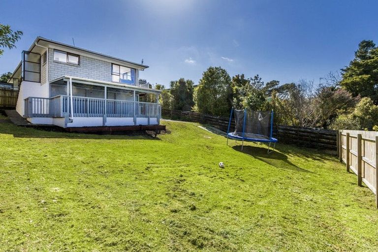 Photo of property in 2/92 Glamorgan Drive, Torbay, Auckland, 0630