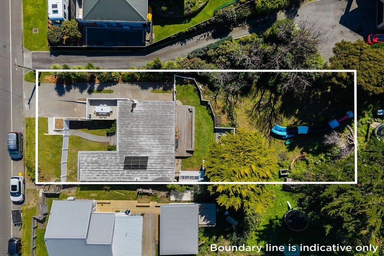 Photo of property in 102 Rosetta Road, Raumati South, Paraparaumu, 5032
