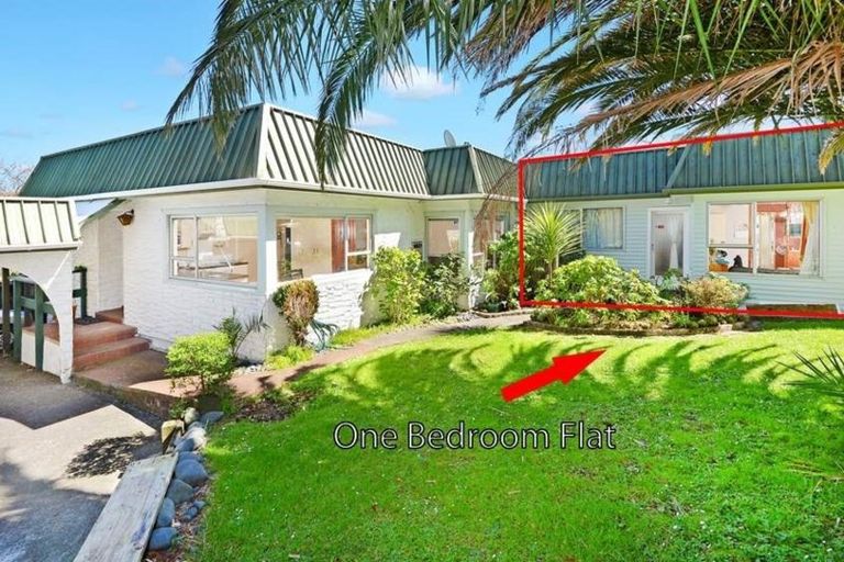 Photo of property in 826 Beach Road, Browns Bay, Auckland, 0630