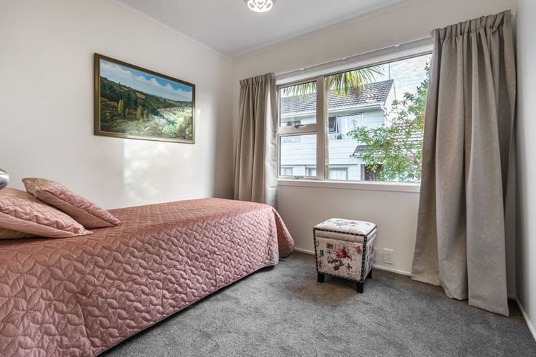 Photo of property in 1/77 Manuka Road, Bayview, Auckland, 0629