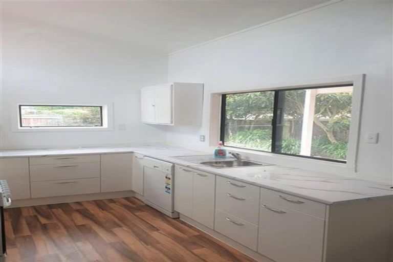 Photo of property in 94 Clevedon Road, Papakura, 2110