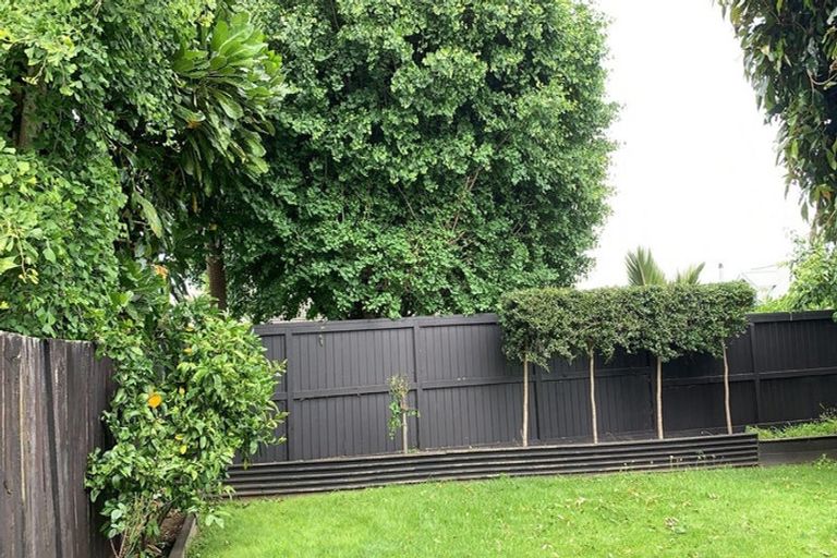 Photo of property in 15 Colchester Avenue, Glendowie, Auckland, 1071