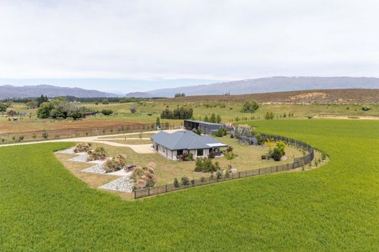 Photo of property in 57 Golden Road, Springvale, Alexandra, 9393