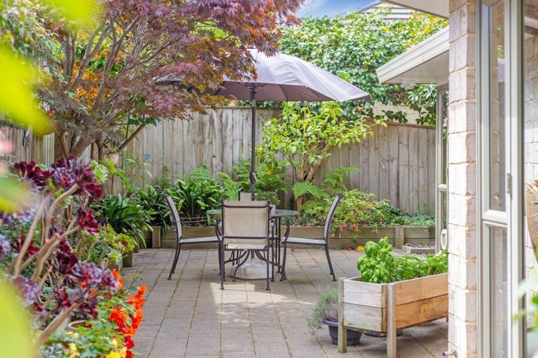 Photo of property in 3 Koromiko Glen, Waikanae, 5036