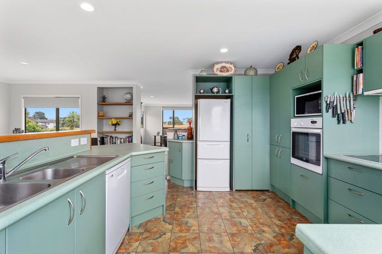 Photo of property in 14 Manuera Place, Ohope, 3121